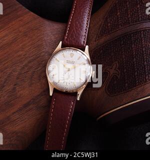 1958 Rolex Precision Vintage Armbanduhr in 9c Gold Dennison von Birmingham Made Case. Stockfoto