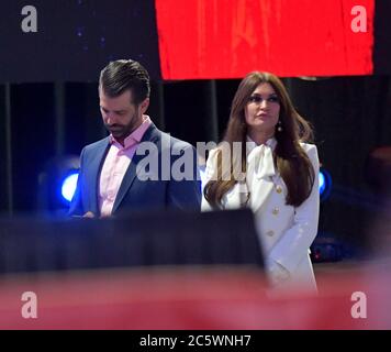 West PALM BEACH, FL - 21. DEZEMBER: Donald Trump Jr, Kimberly Guilfoyle Backstage beim US Student Action Summit 2019 - Tag 3 im Palm Beach County Convention Center am 21. Dezember 2019 in West Palm Beach, Florida. Personen: Donald Trump Jr, Kimberly Guilfoyle Credit: Storms Media Group/Alamy Live News Stockfoto