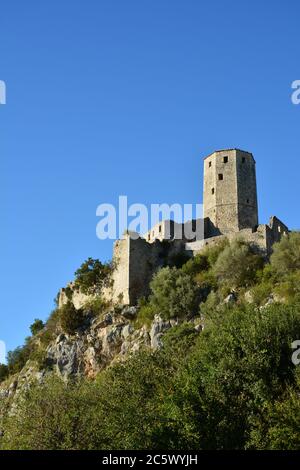 Die Festung Kula in der Altstadt von Počitelj, Bosnien und Herzegowina Stockfoto