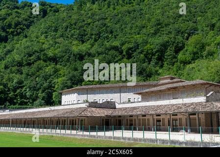 rocca porena, italien juli 05 2020:Bau des neuen Klosters von rocca porena Stockfoto