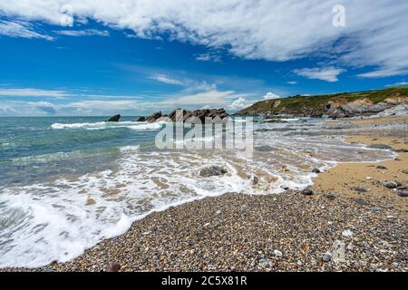 Am wunderschönen Strand von Dollar Cove Gunwalloe Cornwall England Großbritannien Europa Stockfoto