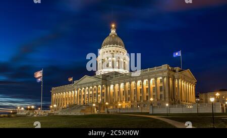 Ein Abend Blick auf das State Capitol von Utah. Stockfoto