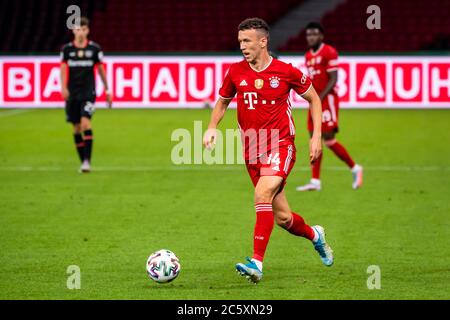 Berlin, 4. Juli 2020, Ivan PERISIC, FCB 14 beim DFB Pokal Finalspiel FC BAYERN MÜNCHEN - BAYER 04 LEVERKUSEN 4-2 in der Saison 2019/2020 , FCB Foto: © Peter Schatz / Alamy Live News / Kevin Voigt/Jan Hübner/Pool - die DFB-BESTIMMUNGEN VERBIETEN DIE VERWENDUNG VON FOTOGRAFIEN als BILDSEQUENZEN und/oder QUASI-VIDEO - Nationale und internationale Nachrichtenagenturen AUSSCHLIESSLICH für redaktionelle Verwendung Stockfoto