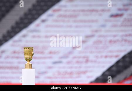 Berlin, 4. Juli 2020, beim DFB Pokal Finalspiel FC BAYERN MÜNCHEN - BAYER 04 LEVERKUSEN 4-2 in der Saison 2019/2020 , FCB Foto: © Peter Schatz / Alamy Live News / Marvin Ibo Güngör/GES/Pool - die DFB-BESTIMMUNGEN VERBIETEN DIE VERWENDUNG VON FOTOGRAFIEN als BILDSEQUENZEN und/oder QUASI-VIDEO - Nationale und internationale Nachrichtenagenturen OUT redaktionelle Verwendung Stockfoto