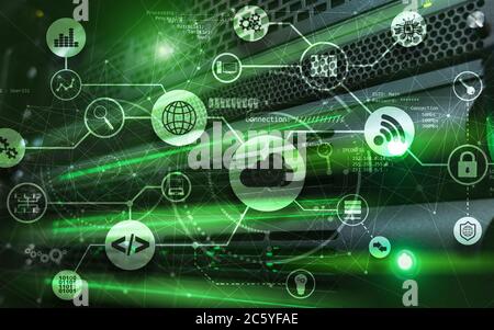 Connection-Netzwerk-Projekt 2020. Grafik mit gemischten Datenträgern im Rechenzentrum des virtuellen Bildschirms. Cloud-Computing. Stockfoto