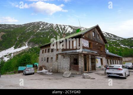 Pirin, Bulgarien. Vihren Chalet oder Hütte. Öffentliches Schutzhaus für Wanderer im Pirin Berg Stockfoto