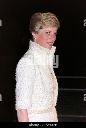 ARCHIV: LONDON, GROSSBRITANNIEN: C. 1989: S.H. Diana, Prinzessin von Wales. Datei Foto © Paul Smith/Featureflash Stockfoto