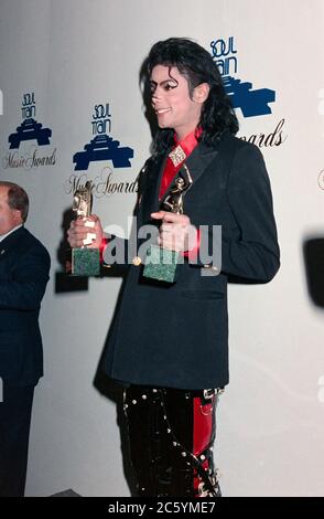 ARCHIV: LOS ANGELES, CA: 14. April 1989: Michael Jackson bei den Soul Train Music Awards. Datei Foto © Paul Smith/Featureflash Stockfoto
