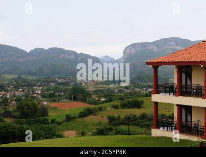 Blick auf das Tabaktal Viniales in Kuba Stockfoto