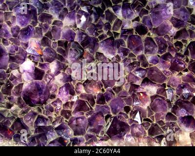 Amethyst-Kristall (Textur/Hintergrund) Stockfoto