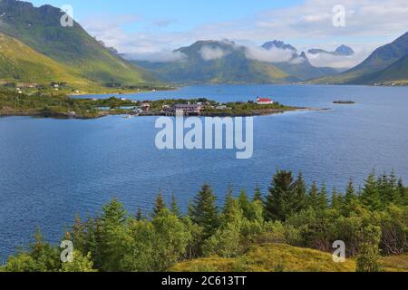 Norwegen Landschaft - Sildpollnes Kirche in Vestpollen, Lofoten. Stockfoto