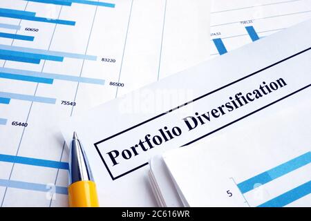 Papiere über die Diversifizierung des Anlageportfolios. Stockfoto