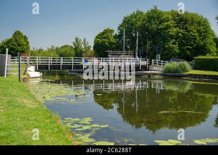 Parkend Bridge across the Gloucester - Sharpness Ship Canal near Epney, The Cotswolds, England, United Kingdom Stockfoto