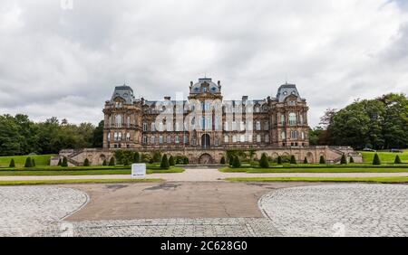 Bowes Museum, Barnard Castle, Co.Durham, England, Großbritannien. Besucht von Dominic Cummings, um sein Sehvermögen zu testen. Stockfoto