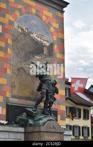 Altdorf, Schweiz - 14. Juni 2017: Wilhelm Tell-Denkmal in der kantonalen Hauptstadt Altdorf im Kanton Uri Stockfoto