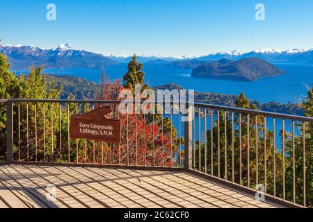 Cerro Campanario Aussichtspunkt in der Nähe von Bariloche in Nahuel Huapi Nationalpark, Patagonien in Argentinien. Stockfoto