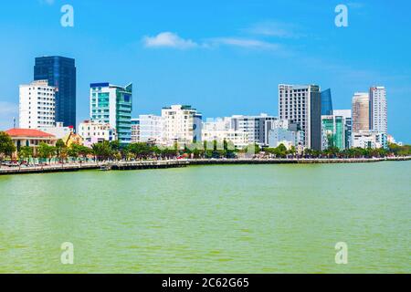 Da Nang City Skyline Antenne Panoramablick. Danang ist die viertgrößte Stadt in Vietnam. Stockfoto
