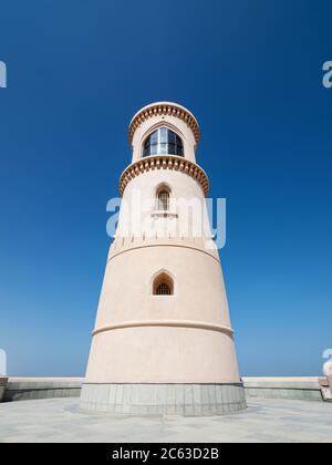 Leuchtturm in der Hafenstadt Sur, Sultanat Oman. Stockfoto