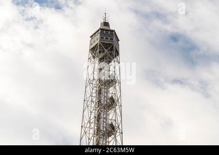 Torre Branca, Stahlturm für Triennale 1933 gebaut. Treppen und ein Aufzug steigen bis 109m für einen Panoramablick auf die Stadt Stockfoto