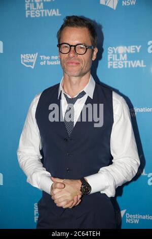 Guy Pearce hat sein Foto auf dem roten Teppich bei der australischen Premiere des Rover im State Theatre, 49 Market Street, Sydney, gemacht. Stockfoto