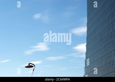 Italien, Lombardei, Mailand, CityLife, Detail des Generali Tower Stockfoto