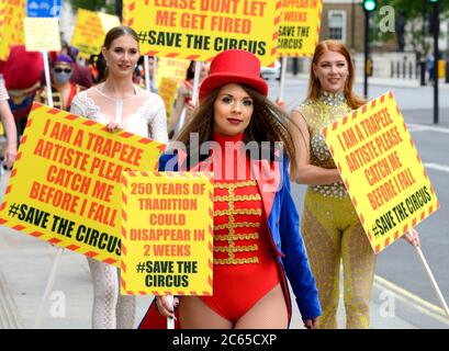 London, Großbritannien. Juli 2020. Save the Circus während der COVID-Krise machen Protestierende eine Tour durch Westminster, um sich für die Finanzierung zu blobbyieren. Quelle: PjrFoto/Alamy Live News Stockfoto