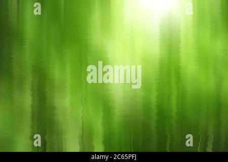 Bild der Wasseroberfläche auf verschwommenem grünen Hintergrund. Natur Hintergrund. Kopierraum. Stockfoto