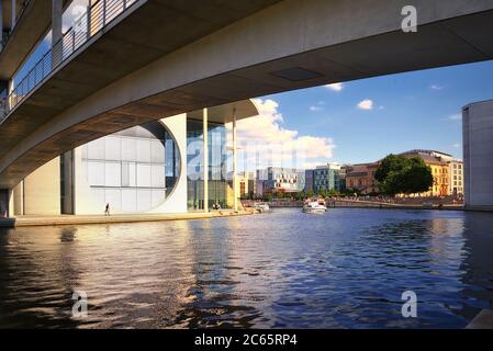 Blick vom Marie-Elisabeth-Lüders-Haus im Regierungsviertel auf die Stadt Berlin Stockfoto