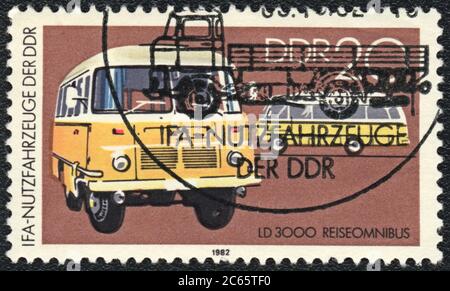 Briefmarke. Omnibus LD 3000, Deutschland, DDR, 1982 Stockfoto