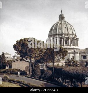 Vaticab Stadt Pius XII im Vatikanischen Garten 1950 Jahre Stockfoto