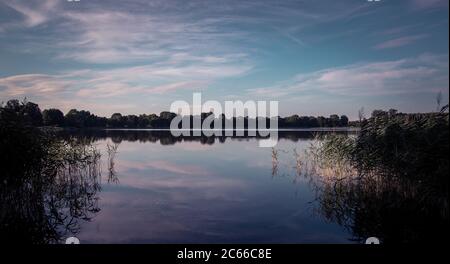 Ruhiger Ort am See Stockfoto