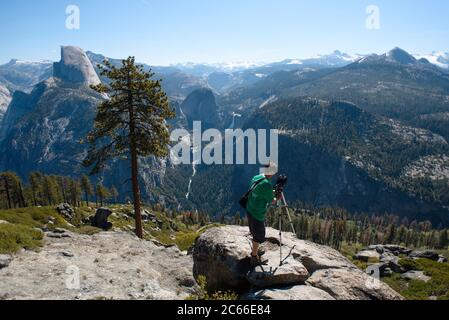 Fotograf im Yosemite National Park, Kalifornien, USA Stockfoto