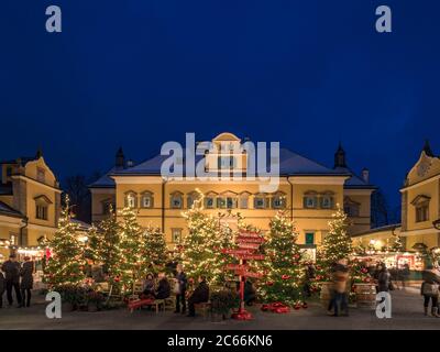Christkindlmarkt Schloss Hellbrunn, Hellbrunn Adventzauber, Salzburg, Österreich, Europa Stockfoto