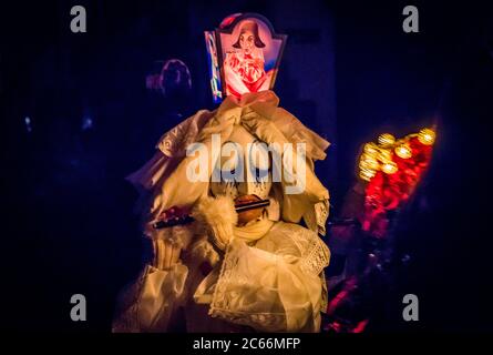 Morgenstraich, Karnevalsparade bei Nacht, Basler Karneval, Basel, Kanton Basel, Schweiz, Europa Stockfoto