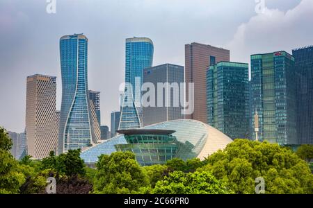 China, Hangzhou, jianggan Bezirk, qianjiang neue Stadt, Hangzhou Grand Theatre Stockfoto