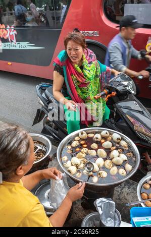 China, Suzhou City, Laden am Straßenrand Stockfoto