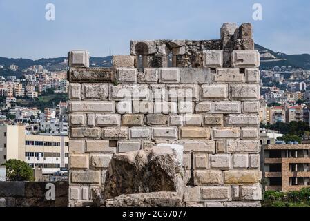 Turm der Kreuzritterburg in Byblos, größte Stadt im Libanon Governorate des Libanon Stockfoto