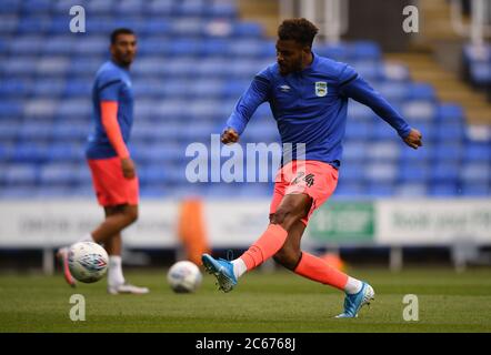 Madejski Stadium, Reading, Berkshire, Großbritannien. Juli 2020. English Championship Football, Reading versus Huddersfield; Steve Mounie of Huddersfield Kredit: Action Plus Sports/Alamy Live News Stockfoto