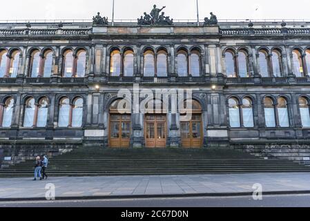 National Museum of Scotland in Edinburgh, der Hauptstadt von Schottland, Teil von Großbritannien, Blick von Chambers Street Stockfoto