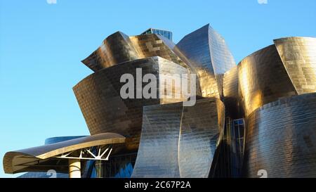 Blick auf das Guggenheim Museum, Bilbao, Spanien Stockfoto