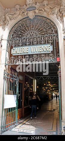 Eintritt zur Passage Galerie Vivienne im 9. Arrondissement, Paris, Frankreich Stockfoto