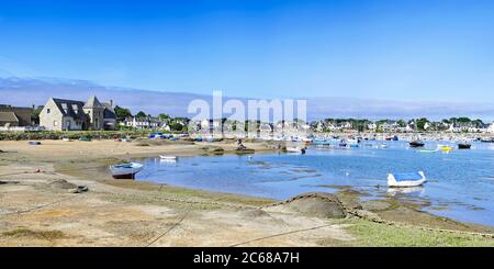 Landschaft von Tregastel, Rosa Granitküste, Cotes dArmor, Bretagne, Frankreich, Europa Stockfoto