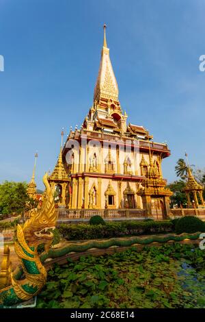 Der wichtigste der 29 buddhistischen Tempel von Phuket ist Wat Chalong oder formal Wat Chaiyathararam, im Chalong Subdistrip, Mueang Phuk Stockfoto