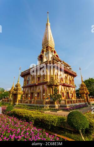 Der wichtigste der 29 buddhistischen Tempel von Phuket ist Wat Chalong oder formal Wat Chaiyathararam, im Chalong Subdistrip, Mueang Phuk Stockfoto