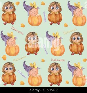 Nahtloses Muster. Halloween. Niedliche Illustration - Kinder in einem orangen Kürbis. Ein Kind mit geschlossenen Augen und einem Hexenhut. Mädchen mit großen Augen. Aquarell Stockfoto