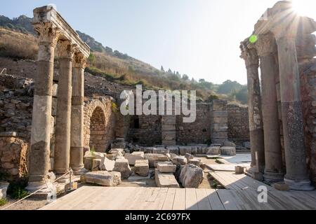 Ephesus ist eines der ältesten Gebiete der Welt. Stadt wurde um B.C. 10000 durch amazonasfrauen verursacht. Stockfoto