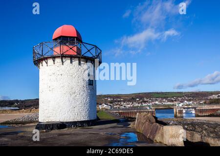 Georgian Lighthouse in Burry Port, Carmarthenshire Wales, in der Nähe der Gower Peninsula an der Loughor-Mündung Stockfoto