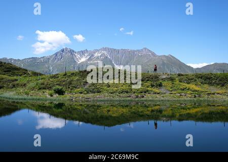 Bischol See am Bischolpass, Beverin, Kanton Graubünden, Schweiz. Stockfoto