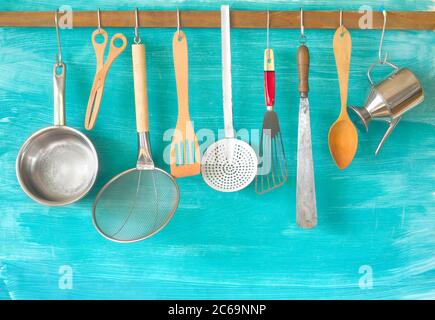 Küchenutensilien, Kochen, Küchenkonzept. Stockfoto