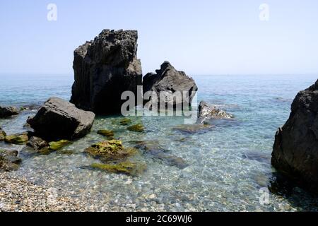 Acantilados de Maro-Cerro Gordo, Andalusien, Costa del Sol, Spanien Stockfoto